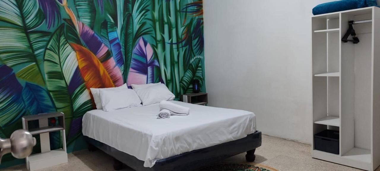 Garden House Puerto Lopez Hotel Ngoại thất bức ảnh